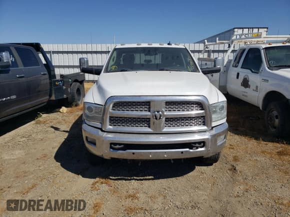 ✅ 2018 Ram 3500 Laramie • VIN: 3C63RRJL2JG149501 • Лот: 65781153. Опубликован ранее на Copart с пробегом 370 131 миль. Бесплатный доступ к архиву аукционных продаж из США и подробный отчёт об истории автомобиля на DreamBid. Изображение 5.