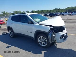 ✅ 2025 Jeep Compass Latitude • VIN: 3C4NJDBN4ST572360 • Lot: 43154971. Listed on IAAI with 11,851 mi. Free auction sales archive from the USA and detailed vehicle history report at DreamBid. Image 1.