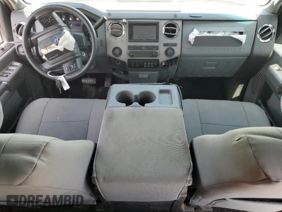 ✅ 2012 Ford F-350 XL • VIN: 1FT8W3DT2CEC27785 • Lot: 70007845. Wystawiony na Copart z przebiegiem 181 153 mil. Bezpłatny archiwum sprzedaży aukcyjnych z USA i szczegółowy raport historii pojazdu na DreamBid. Zdjęcie 8.