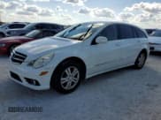 ✅ 2009 Mercedes-Benz R 3.5L • VIN: 4JGCB65E29A093668 • Лот: 77626764. Опубликован ранее на Copart с пробегом Не указан. Бесплатный доступ к архиву аукционных продаж из США и подробный отчёт об истории автомобиля на DreamBid. Изображение 1.