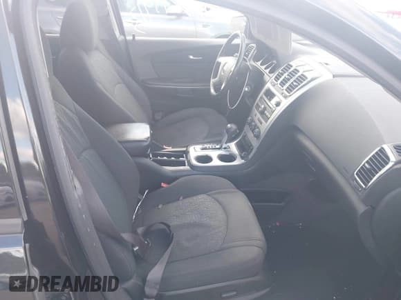 ✅ 2011 GMC Acadia SLE • VIN: 1GKKRPED1BJ418636 • Lot: 43515913. Wystawiony na IAAI z przebiegiem 136 379 mil. Bezpłatny archiwum sprzedaży aukcyjnych z USA i szczegółowy raport historii pojazdu na DreamBid. Zdjęcie 5.