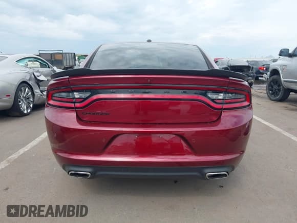 ✅ 2022 Dodge Charger SXT • VIN: 2C3CDXBG1NH120191 • Lot: 43425872. Wystawiony na IAAI z przebiegiem 54 773 mil. Bezpłatny archiwum sprzedaży aukcyjnych z USA i szczegółowy raport historii pojazdu na DreamBid. Zdjęcie 17.