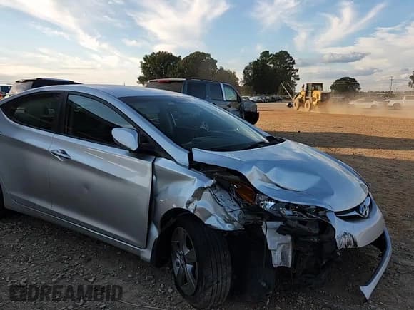 ✅ 2013 Hyundai Elantra GLS • VIN: KMHDH4AE8DU844874 • Lot: 85917515. Listed on Copart with 179,095 mi. Free auction sales archive from the USA and detailed vehicle history report at DreamBid. Image 13.