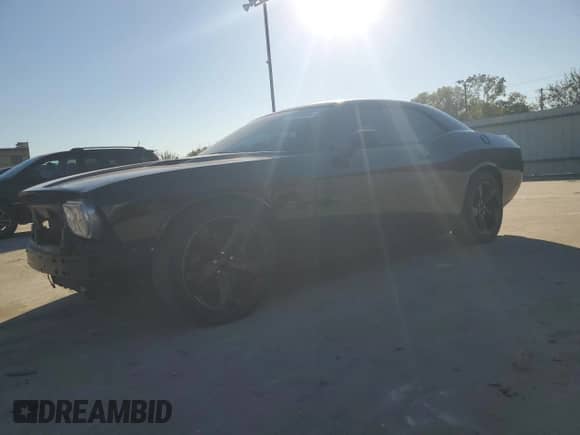 ✅ 2014 Dodge Challenger R/T 100th Anniversary Appearance • VIN: 2C3CDYBT4EH176600 • Lot: 73019654. Wystawiony na Copart z przebiegiem 85 114 mil. Bezpłatny archiwum sprzedaży aukcyjnych z USA i szczegółowy raport historii pojazdu na DreamBid. Zdjęcie 1.