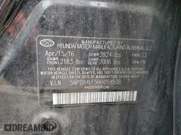 ✅ 2017 Hyundai Elantra Limited • VIN: 5NPD84LF5HH058508 • Lot: 92356555. Listed on Copart with 120,156 mi. Free auction sales archive from the USA and detailed vehicle history report at DreamBid. Image 12.