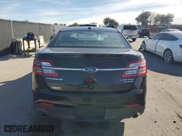 ✅ 2017 Ford Taurus Limited • VIN: 1FAHP2F88HG109855 • Lot: 92343365. Wystawiony na Copart z przebiegiem 159 483 mil. Bezpłatny archiwum sprzedaży aukcyjnych z USA i szczegółowy raport historii pojazdu na DreamBid. Zdjęcie 6.