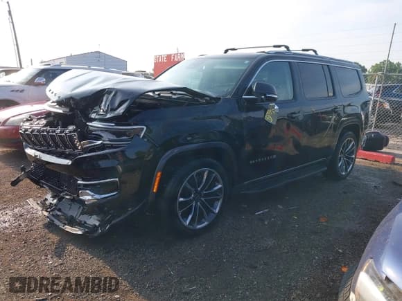 ✅ 2022 Jeep Wagoneer Series II • VIN: 1C4SJVBT5NS160106 • Lot: 42602971. Listed on IAAI with 54,591 mi. Free auction sales archive from the USA and detailed vehicle history report at DreamBid. Image 17.