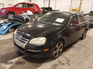 ✅ 2007 Volkswagen Jetta Wolfsburg Edition • VIN: 3VWEG71K87M073888 • Lot: 43660354. Wystawiony na IAAI z przebiegiem 189 274 mil. Bezpłatny archiwum sprzedaży aukcyjnych z USA i szczegółowy raport historii pojazdu na DreamBid. Zdjęcie 2.