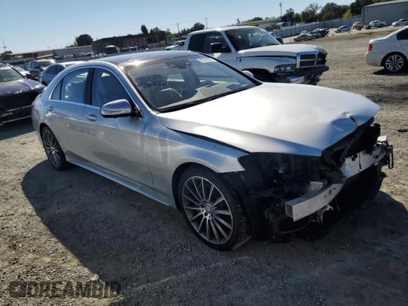 ✅ 2017 Mercedes-Benz S 550 • VIN: WDDUG8CB0HA309455 • Лот: 85298305. Опубликован ранее на Copart с пробегом 105 660 миль. Бесплатный доступ к архиву аукционных продаж из США и подробный отчёт об истории автомобиля на DreamBid. Изображение 4.