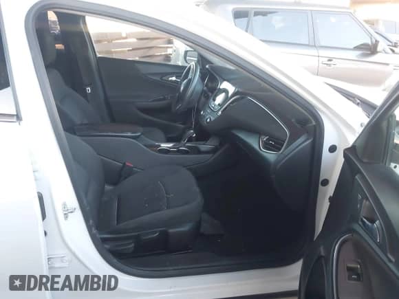 2020 Chevrolet Malibu LT с VIN 1G1ZD5ST2LF030689, выставлен на аукционе IAAI как лот 43331903 с пробегом 93 610 миль миль и . История ставок и продаж доступна на DreamBid. Изображение 5.