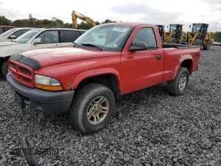 2003 Dodge Dakota with VIN 1D7GG16X33S296165, listed as a Copart auction lot 71813065 with 136,772 mi miles and Salvage title. Bid and sale history available at DreamBid. Image 1.