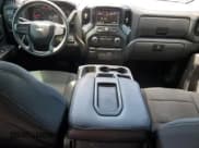 ✅ 2019 Chevrolet Silverado 1500 Custom • VIN: 3GCPWBEF1KG126503 • Лот: 81766615. Опубликован ранее на Copart с пробегом 102 633 миль. Бесплатный доступ к архиву аукционных продаж из США и подробный отчёт об истории автомобиля на DreamBid. Изображение 8.