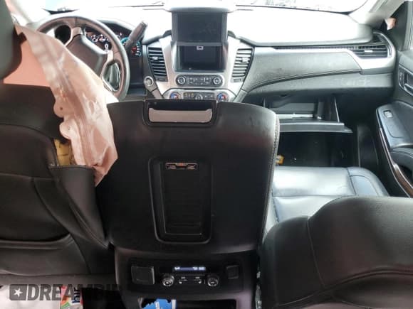 ✅ 2017 Chevrolet Suburban LT • VIN: 1GNSKHKC5HR360856 • Lot: 63503435. Wystawiony na Copart z przebiegiem 114 162 mil. Bezpłatny archiwum sprzedaży aukcyjnych z USA i szczegółowy raport historii pojazdu na DreamBid. Zdjęcie 8.