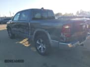 ✅ 2019 Ram 1500 Laramie • VIN: 1C6SRFJT1KN673256 • Lot: 43656191. Wystawiony na IAAI z przebiegiem 170 993 mil. Bezpłatny archiwum sprzedaży aukcyjnych z USA i szczegółowy raport historii pojazdu na DreamBid. Zdjęcie 3.