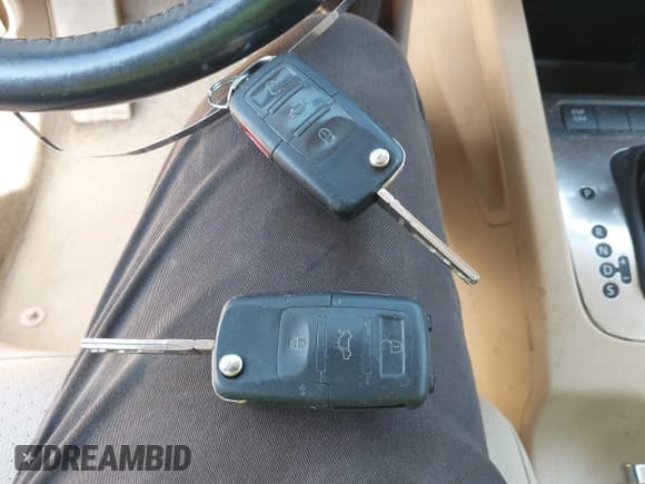 ✅ 2008 Volkswagen Jetta SE • VIN: 3VWRM71K08M071189 • Лот: 42771023. Опубликован ранее на IAAI с пробегом 47 286 миль. Бесплатный доступ к архиву аукционных продаж из США и подробный отчёт об истории автомобиля на DreamBid. Изображение 11.