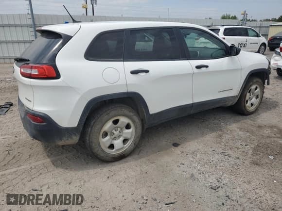 ✅ 2016 Jeep Cherokee Altitude • VIN: 1C4PJMAB7GW313959 • Lot: 65253485. Wystawiony na Copart z przebiegiem 96 962 mil. Bezpłatny archiwum sprzedaży aukcyjnych z USA i szczegółowy raport historii pojazdu na DreamBid. Zdjęcie 3.