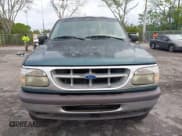 ✅ 1997 Ford Explorer XLT • VIN: 1FMDU32P3VZB34002 • Lot: 41620592. Wystawiony na IAAI z przebiegiem 227 461 mil. Bezpłatny archiwum sprzedaży aukcyjnych z USA i szczegółowy raport historii pojazdu na DreamBid. Zdjęcie 13.