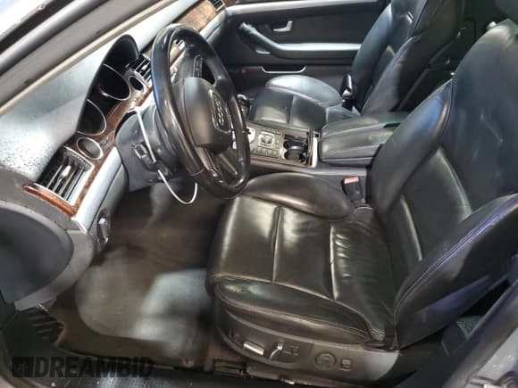 ✅ 2008 Audi A8 4.2L • VIN: WAUMV94E78N010002 • Lot: 89680785. Wystawiony na Copart z przebiegiem Nie podano. Bezpłatny archiwum sprzedaży aukcyjnych z USA i szczegółowy raport historii pojazdu na DreamBid. Zdjęcie 7.