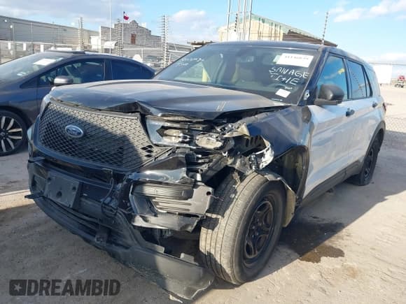 ✅ 2020 Ford Police Interceptor Utility • VIN: 1FM5K8ABXLGC63862 • Lot: 41146839. Wystawiony na IAAI z przebiegiem Nie podano. Bezpłatny archiwum sprzedaży aukcyjnych z USA i szczegółowy raport historii pojazdu na DreamBid. Zdjęcie 6.
