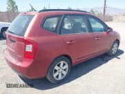 ✅ 2008 Kia Rondo LX • VIN: KNAFG526787125596 • Lot: 42750792. Wystawiony na IAAI z przebiegiem 230 782 mil. Bezpłatny archiwum sprzedaży aukcyjnych z USA i szczegółowy raport historii pojazdu na DreamBid. Zdjęcie 4.
