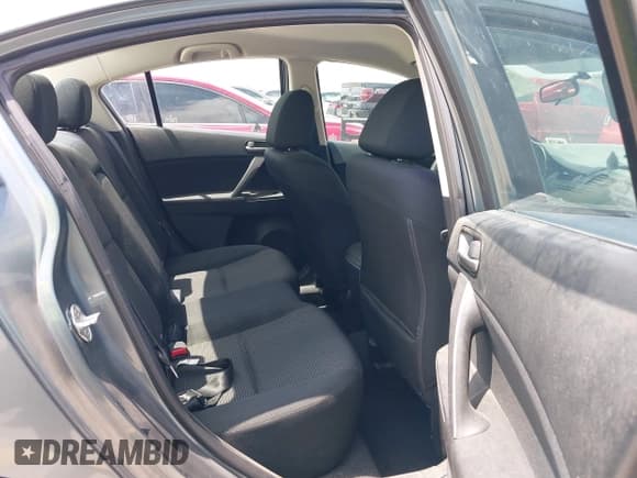 ✅ 2012 Mazda 3 i Touring • VIN: JM1BL1V77C1691182 • Лот: 42420310. Опубликован ранее на IAAI с пробегом 73 099 миль. Бесплатный доступ к архиву аукционных продаж из США и подробный отчёт об истории автомобиля на DreamBid. Изображение 8.