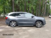 ✅ 2017 Honda Pilot Elite • VIN: 5FNYF6H02HB100235 • Lot: 43026575. Wystawiony na IAAI z przebiegiem 174 362 mil. Bezpłatny archiwum sprzedaży aukcyjnych z USA i szczegółowy raport historii pojazdu na DreamBid. Zdjęcie 13.