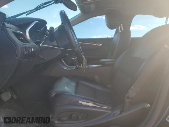 ✅ 2014 Chevrolet Impala LT • VIN: 2G1115SL3E9293047 • Lot: 81871855. Wystawiony na Copart z przebiegiem 142 695 mil. Bezpłatny archiwum sprzedaży aukcyjnych z USA i szczegółowy raport historii pojazdu na DreamBid. Zdjęcie 7.