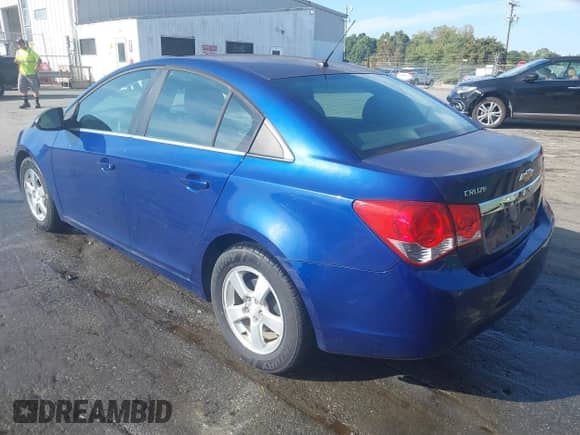 2012 Chevrolet Cruze 1FL z VIN 1G1PE5SCXC7291387, wystawiony jako IAAI lot #43246615 z przebiegiem 174 580 mil mil oraz . Historia ofert i sprzedaży dostępna na DreamBid. Obrazek 3.