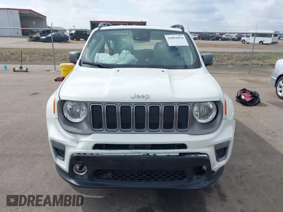 ✅ 2021 Jeep Renegade Limited • VIN: ZACNJDD15MPM49765 • Lot: 42093034. Listed on IAAI with 62,031 mi. Free auction sales archive from the USA and detailed vehicle history report at DreamBid. Image 12.