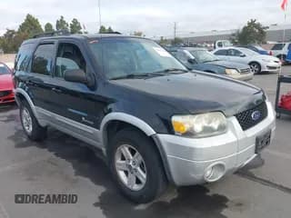 ✅ 2007 Ford Escape Hybrid • VIN: 1FMCU59H77KB28379 • Lot: 43497136. Listed on IAAI with 322,847 mi. Free auction sales archive from the USA and detailed vehicle history report at DreamBid. Image 1.