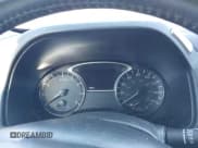 ✅ 2019 Nissan Pathfinder SV • VIN: 5N1DR2MM3KC630611 • Lot: 43117332. Wystawiony na IAAI z przebiegiem 75 662 mil. Bezpłatny archiwum sprzedaży aukcyjnych z USA i szczegółowy raport historii pojazdu na DreamBid. Zdjęcie 7.