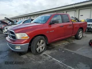 ✅ 2009 Dodge 1500 SLT • VIN: 1D3HV18T89S724925 • Lot: 65527025. Wystawiony na Copart z przebiegiem 193 681 mil. Bezpłatny archiwum sprzedaży aukcyjnych z USA i szczegółowy raport historii pojazdu na DreamBid. Zdjęcie 1.