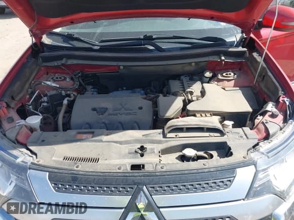 ✅ 2019 Mitsubishi Outlander SE • VIN: JA4AD3A35KZ014097 • Lot: 42553250. Listed on IAAI with 78,305 mi. Free auction sales archive from the USA and detailed vehicle history report at DreamBid. Image 10.