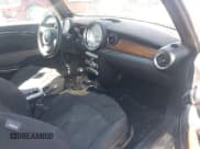 ✅ 2008 MINI Hardtop • VIN: WMWMF33528TU65542 • Лот: 42522522. Опубликован ранее на IAAI с пробегом 155 728 миль. Бесплатный доступ к архиву аукционных продаж из США и подробный отчёт об истории автомобиля на DreamBid. Изображение 5.