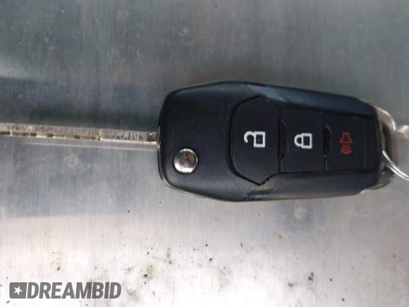 ✅ 2019 Ford F-150 XL • VIN: 1FTEW1E4XKKD81501 • Лот: 42893214. Опубликован ранее на IAAI с пробегом 102 584 миль. Бесплатный доступ к архиву аукционных продаж из США и подробный отчёт об истории автомобиля на DreamBid. Изображение 11.