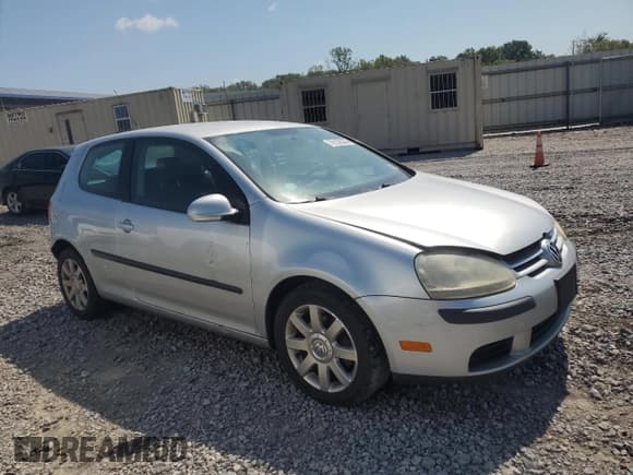 ✅ 2007 Volkswagen Rabbit • VIN: WVWBR71K07W240020 • Lot: 70138334. Wystawiony na Copart z przebiegiem 156 800 mil. Bezpłatny archiwum sprzedaży aukcyjnych z USA i szczegółowy raport historii pojazdu na DreamBid. Zdjęcie 4.