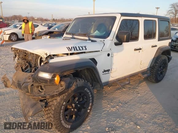 ✅ 2020 Jeep Wrangler Unlimited Sport S • VIN: 1C4HJXDG4LW316857 • Lot: 41274531. Wystawiony na IAAI z przebiegiem 61 983 mil. Bezpłatny archiwum sprzedaży aukcyjnych z USA i szczegółowy raport historii pojazdu na DreamBid. Zdjęcie 18.