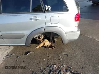 ✅ 2001 Toyota RAV4 • VIN: JTEGH20V510029005 • Лот: 43623877. Опубликован ранее на IAAI с пробегом 210 234 миль. Бесплатный доступ к архиву аукционных продаж из США и подробный отчёт об истории автомобиля на DreamBid. Изображение 6.