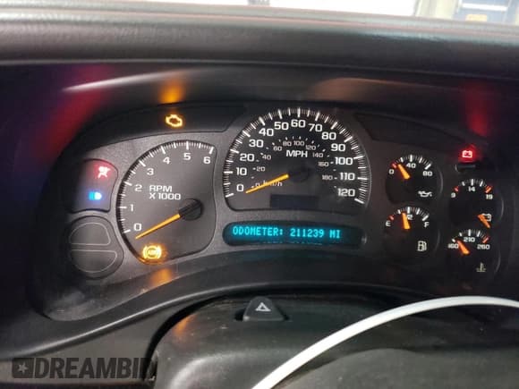 ✅ 2003 Chevrolet Silverado 1500 LS • VIN: 2GCEK19T231205914 • Лот: 75543784. Опубликован ранее на Copart с пробегом 211 239 миль. Бесплатный доступ к архиву аукционных продаж из США и подробный отчёт об истории автомобиля на DreamBid. Изображение 9.