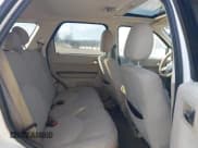 ✅ 2008 Mercury Mariner • VIN: 4M2CU81Z38KJ34251 • Лот: 43707955. Опубликован ранее на IAAI с пробегом 178 947 миль. Бесплатный доступ к архиву аукционных продаж из США и подробный отчёт об истории автомобиля на DreamBid. Изображение 8.