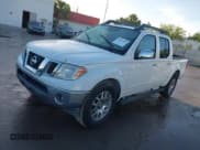 ✅ 2010 Nissan Frontier SE • VIN: 1N6AD0ER9AC438013 • Lot: 41852387. Wystawiony na IAAI z przebiegiem 200 220 mil. Bezpłatny archiwum sprzedaży aukcyjnych z USA i szczegółowy raport historii pojazdu na DreamBid. Zdjęcie 17.