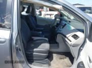 ✅ 2014 Toyota Sienna LE AAS • VIN: 5TDKK3DC5ES426425 • Lot: 42523003. Listed on IAAI with 185,048 mi. Free auction sales archive from the USA and detailed vehicle history report at DreamBid. Image 5.