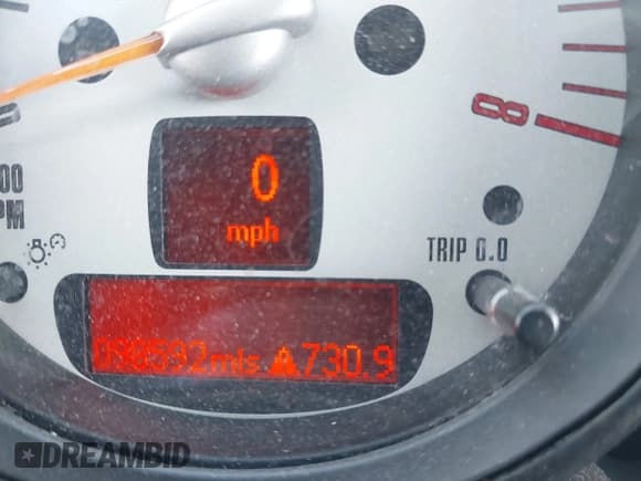 ✅ 2014 MINI Paceman • VIN: WMWSS1C51EWN94633 • Lot: 43293898. Wystawiony na IAAI z przebiegiem 98 592 mil. Bezpłatny archiwum sprzedaży aukcyjnych z USA i szczegółowy raport historii pojazdu na DreamBid. Zdjęcie 15.