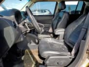 ✅ 2017 Jeep Patriot Latitude • VIN: 1C4NJPFA3HD102604 • Лот: 62941075. Опубликован ранее на Copart с пробегом 137 463 миль. Бесплатный доступ к архиву аукционных продаж из США и подробный отчёт об истории автомобиля на DreamBid. Изображение 7.