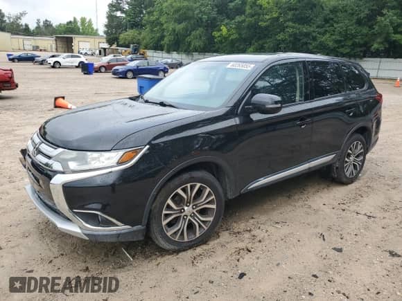 2018 Mitsubishi Outlander ES z VIN JA4AZ3A3XJZ013172, wystawiony jako Copart lot #60265055 z przebiegiem 137 660 mil mil oraz Szkoda całkowita • Salvage title. Historia ofert i sprzedaży dostępna na DreamBid. Obrazek 1.