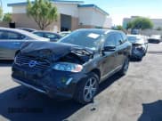 ✅ 2014 Volvo XC60 R-Design Premier Plus • VIN: YV4902DZXE2536104 • Lot: 42637580. Listed on IAAI with 108,470 mi. Free auction sales archive from the USA and detailed vehicle history report at DreamBid. Image 17.