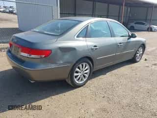 ✅ 2007 Hyundai Azera SE • VIN: KMHFC46F07A148167 • Лот: 42975590. Размещён на IAAI с пробегом 177 201 миль миль. Получите бесплатный доступ к архиву аукционных продаж из США и посмотрите подробный отчёт об истории автомобиля на DreamBid. Изображение 4.
