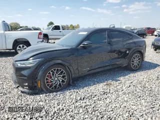 ✅ 2022 Ford Mustang Mach-E GT • VIN: 3FMTK4SX3NMA19733 • Lot: 81371925. Wystawiony na Copart z przebiegiem 70 491 mil. Bezpłatny archiwum sprzedaży aukcyjnych z USA i szczegółowy raport historii pojazdu na DreamBid. Zdjęcie 1.