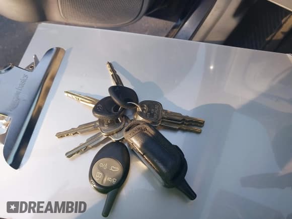 ✅ 2007 Hyundai Accent GLS • VIN: KMHCN46C37U164932 • Лот: 42874519. Опубликован ранее на IAAI с пробегом Не указан. Бесплатный доступ к архиву аукционных продаж из США и подробный отчёт об истории автомобиля на DreamBid. Изображение 11.