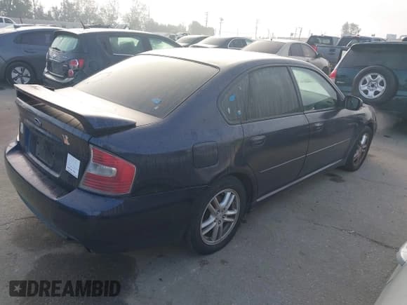 ✅ 2005 Subaru Legacy Limited • VIN: 4S3BL626757213059 • Lot: 43785854. Wystawiony na IAAI z przebiegiem 243 278 mil. Bezpłatny archiwum sprzedaży aukcyjnych z USA i szczegółowy raport historii pojazdu na DreamBid. Zdjęcie 4.
